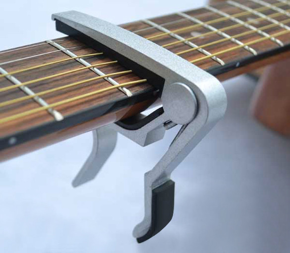 Gitarrenkapodaster - Silber