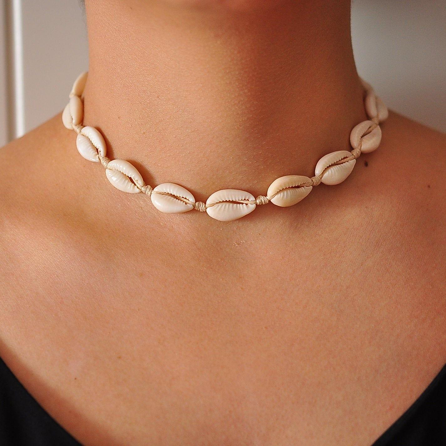 Colar Gargantilha com Conchas - Branco