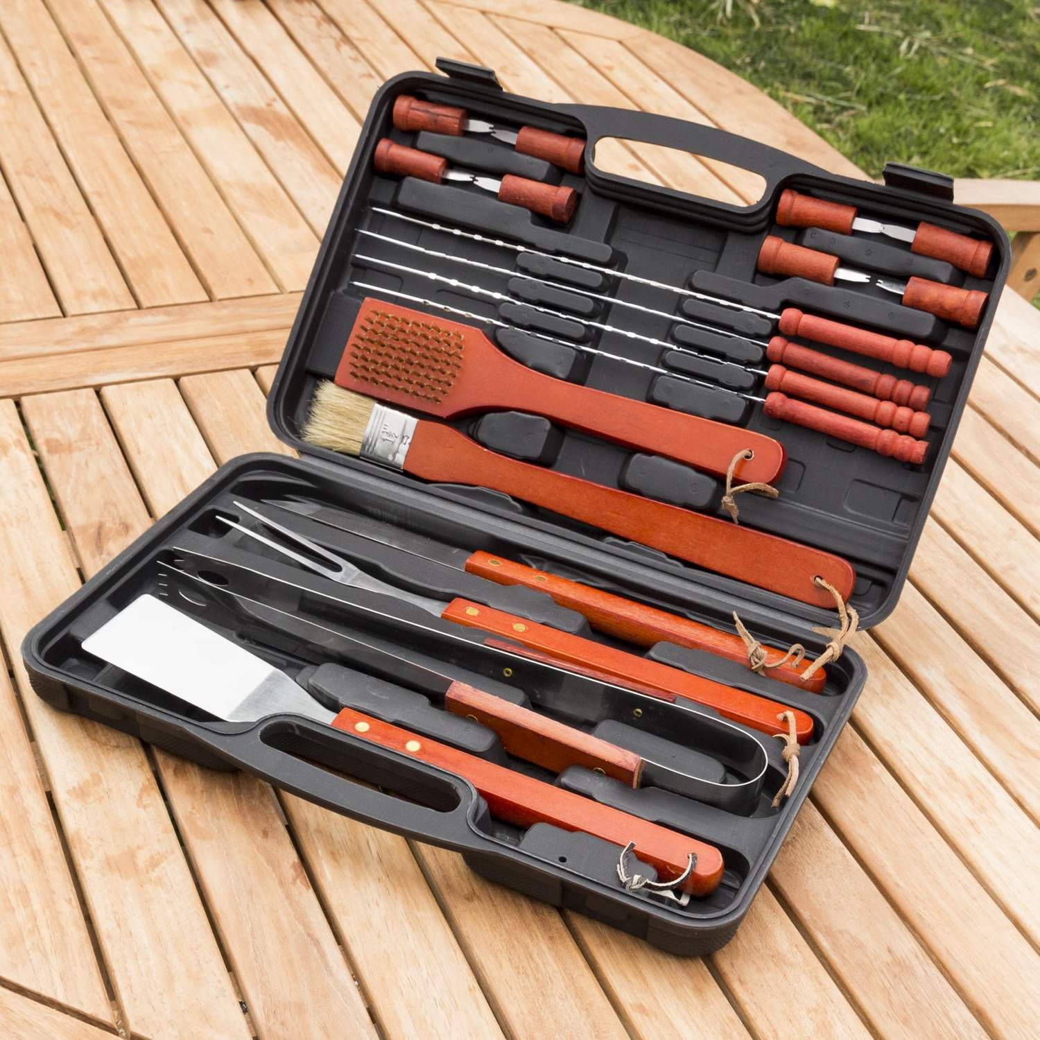 Set barbecue, 18 pezzi