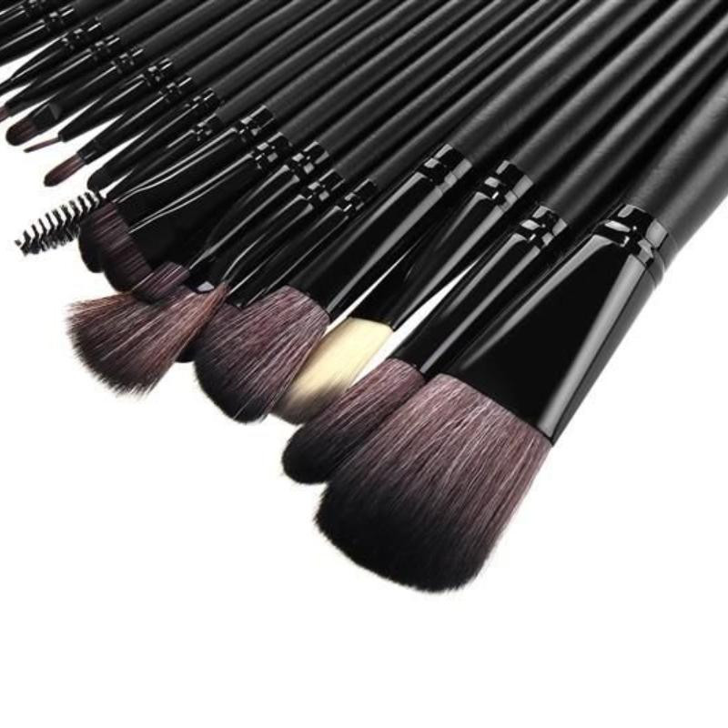 24x Makeup Brushes - Black