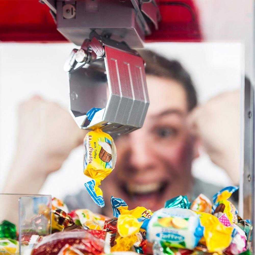 Candy Machine with Claw and Music