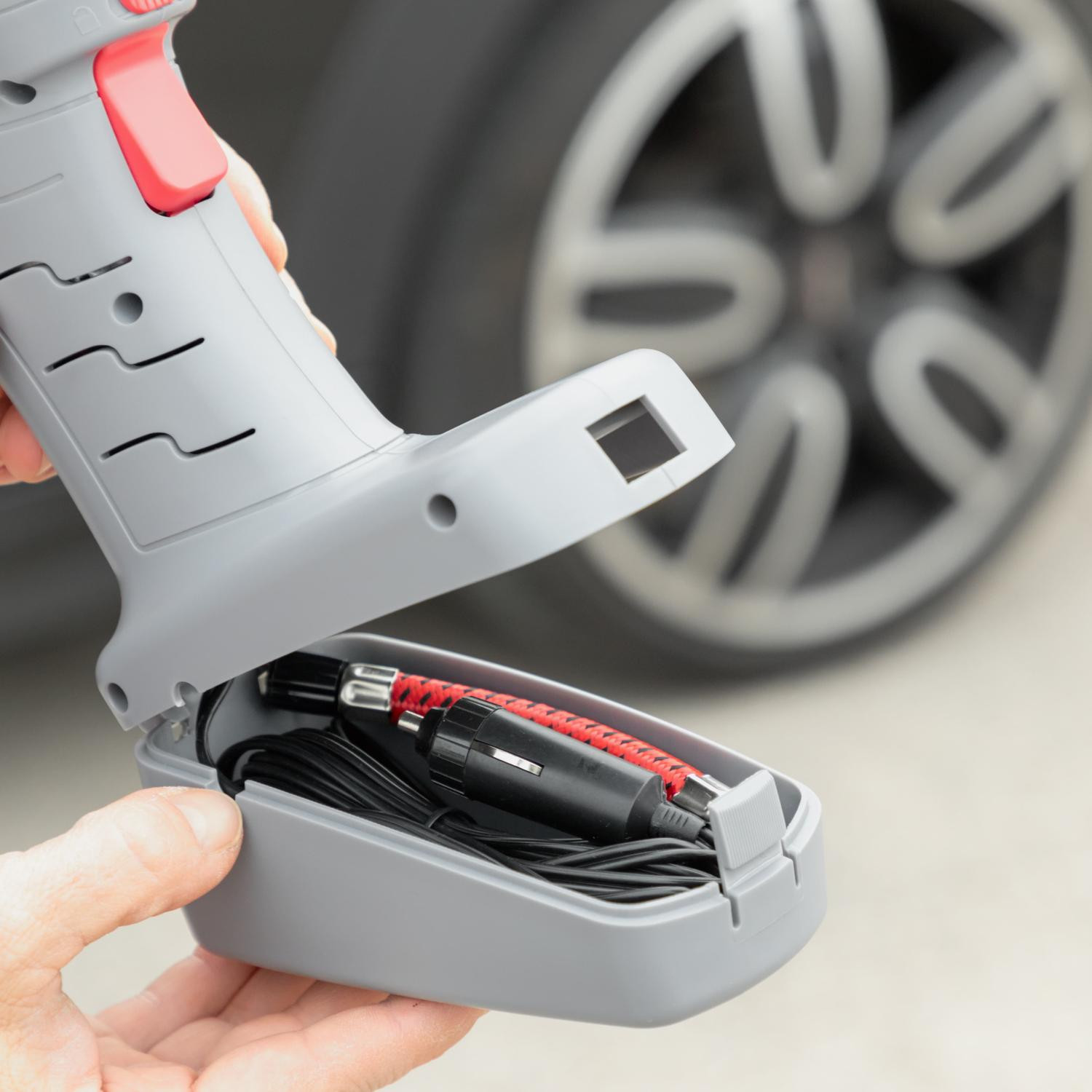 Kompressor an 12V-Steckdose - Airpro