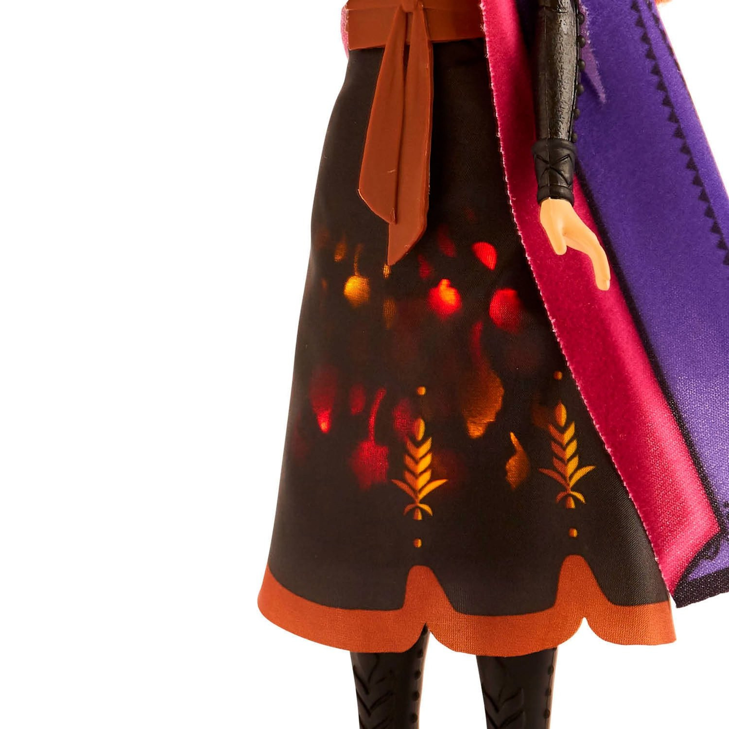 Frozen 2, boneca com roupas iluminadas - Anna