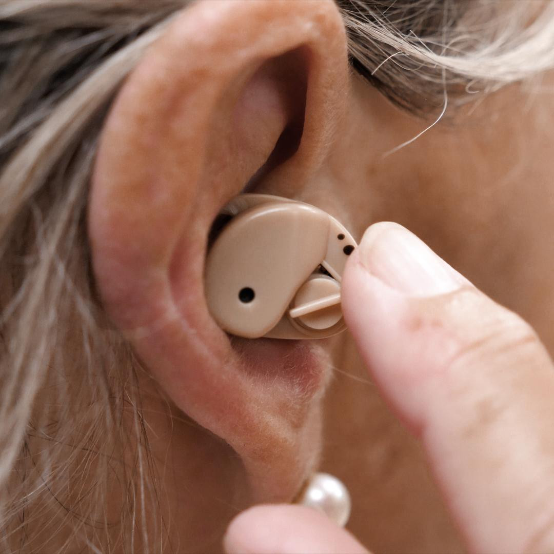 Mini Hearing Aid/Sound Amplifier